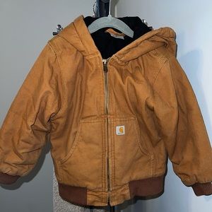 Boys Carhartt jacket. Size 4T great condition 40$ OBO